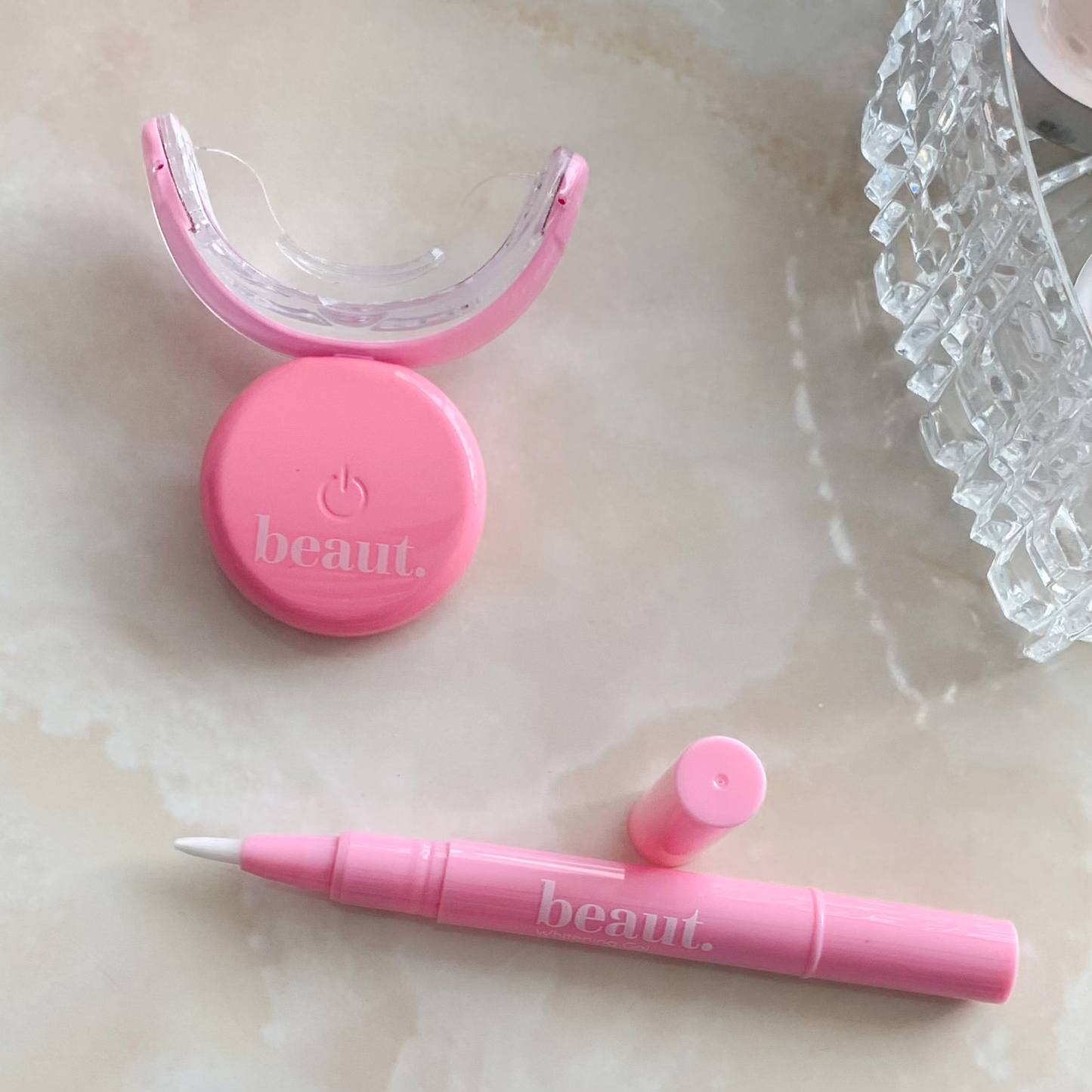 Wireless teeth whiting system (pink)