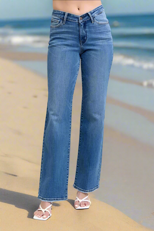 Judy Blue Full Size High Waist V-Front Vintage Wash Straight Jeans Plus Size