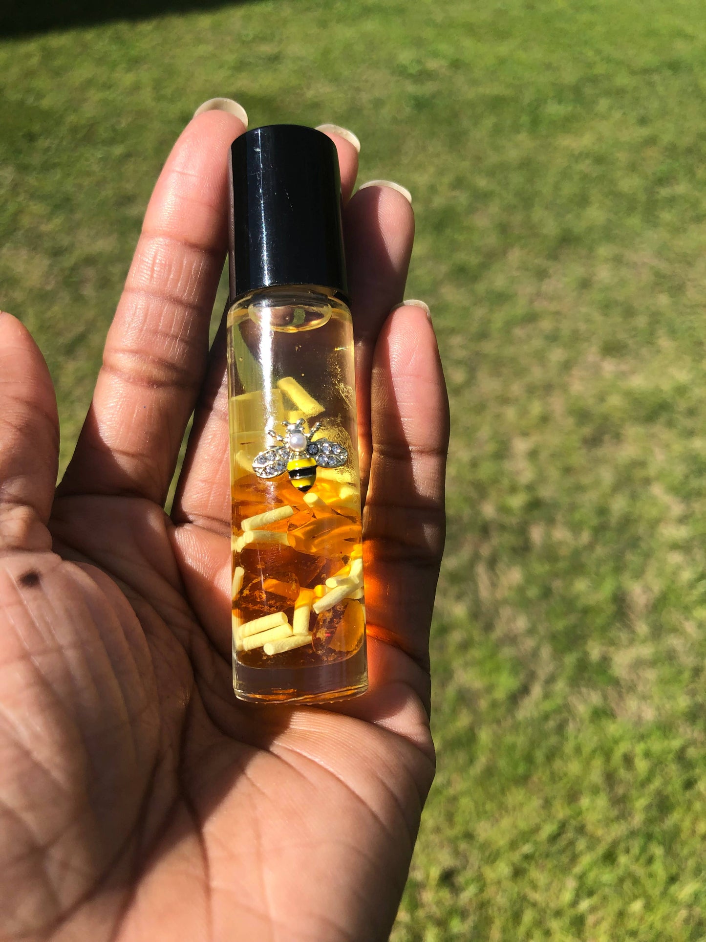 Bumble Bee Lip Oil | Lip Oil Treatment | Moisturize Lip: Honey Vanilla